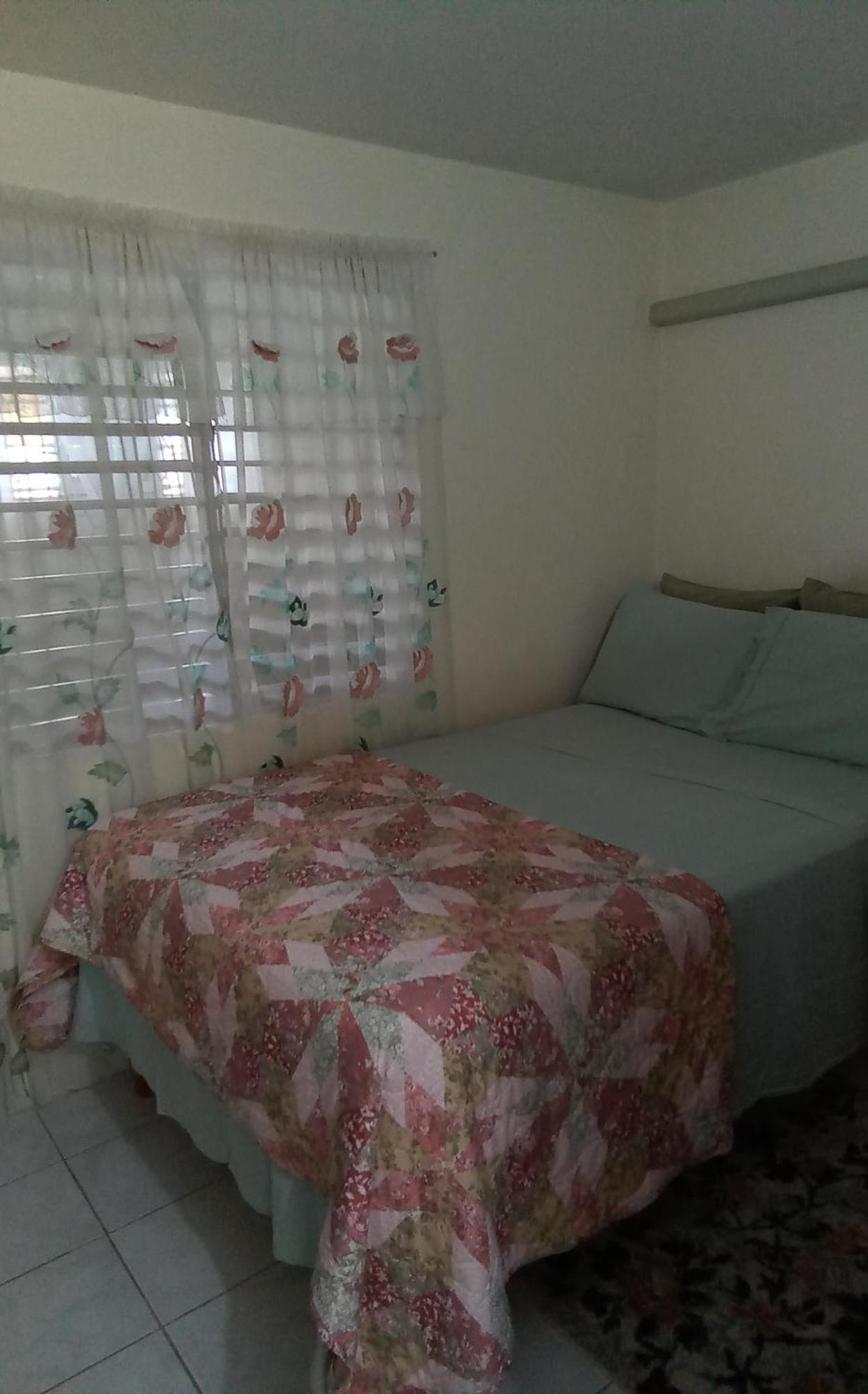 Cozy & Comfy Apartment Portmore Ngoại thất bức ảnh