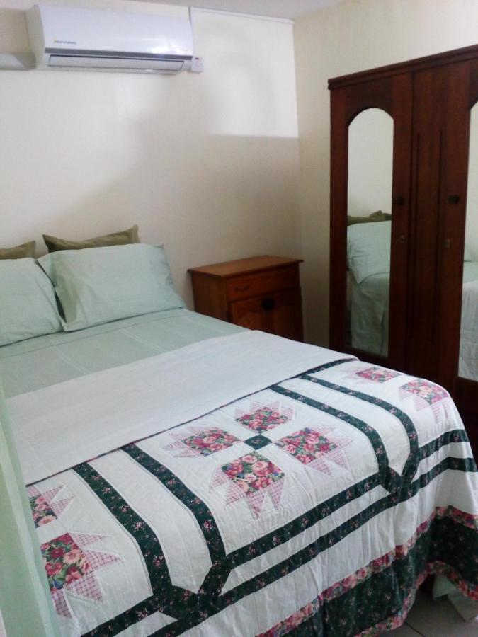 Cozy & Comfy Apartment Portmore Ngoại thất bức ảnh
